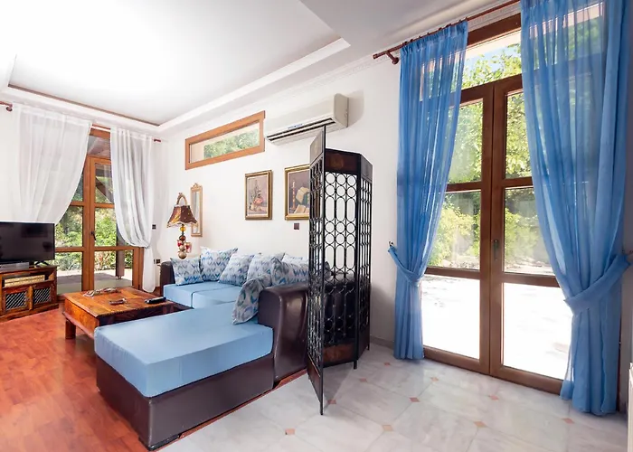 Butterfly Garden * Pastida