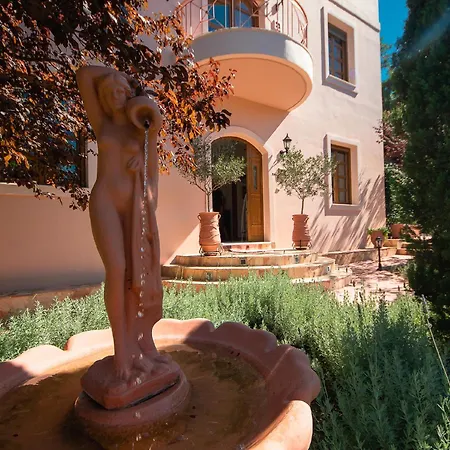 Butterfly Garden Pastida