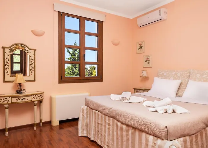 Butterfly Garden Villa Pastida